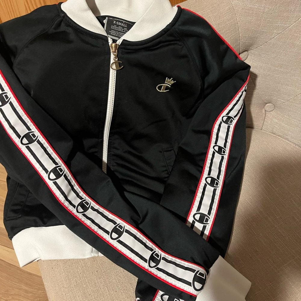 Champion short jacket
